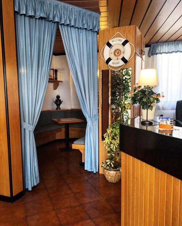 לידו די ג'סולו Hotel Zodiaco מראה חיצוני תמונה