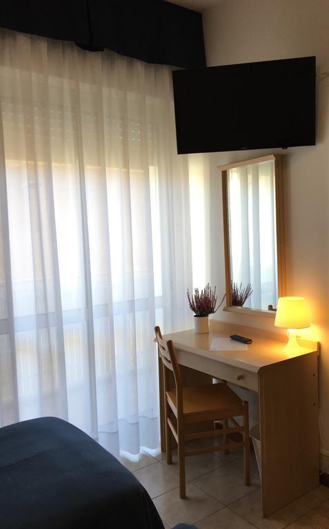 לידו די ג'סולו Hotel Zodiaco מראה חיצוני תמונה